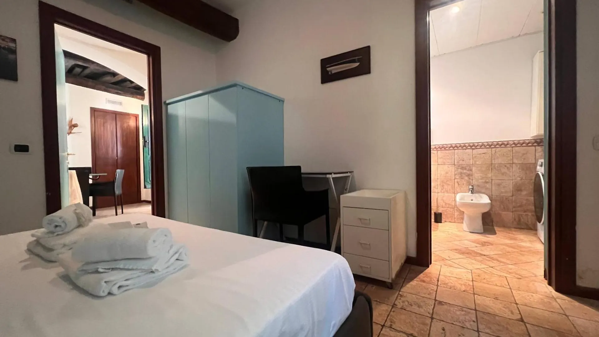 Joivy Charming Apartment Near The Beach With Garden Paraggi 0*,  Olaszország