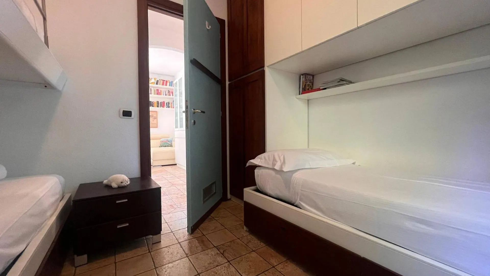 Joivy Charming Apartment Near The Beach With Garden Paraggi